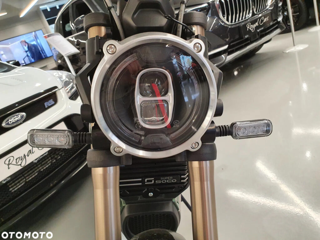 image;s=2560x0;q=100-10