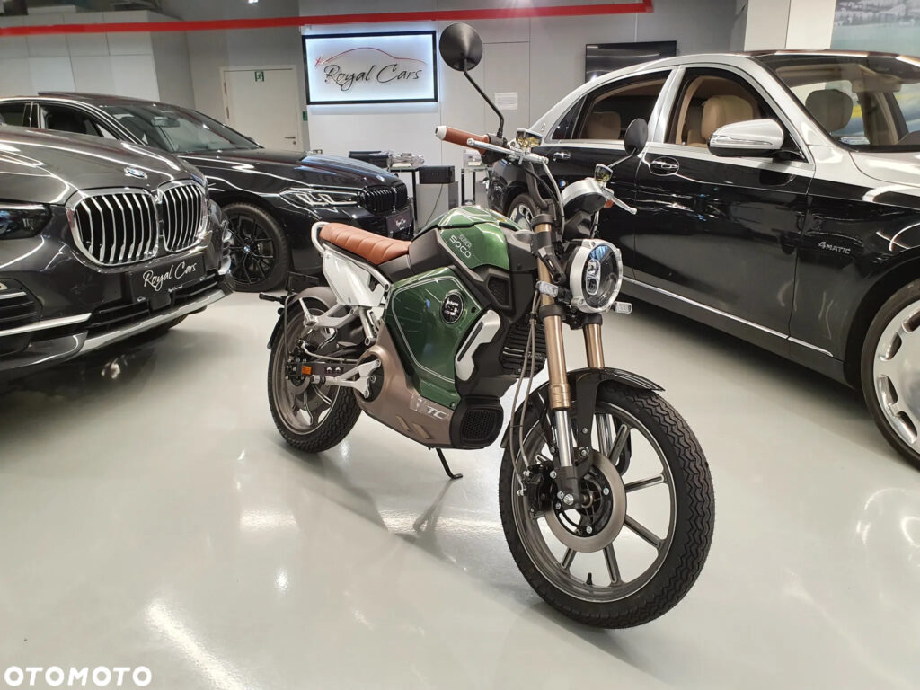 image;s=2560x0;q=100-4